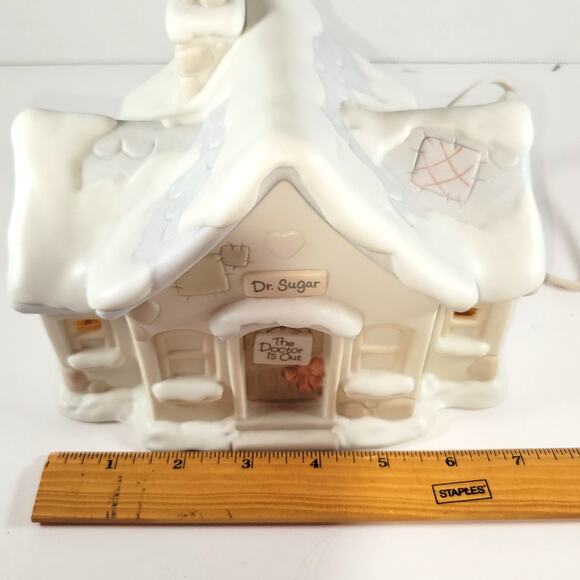Precious Moments Sugar Town Doctor's Office Nightlight  Figurine Enesco 529869 - Picture 11 of 16